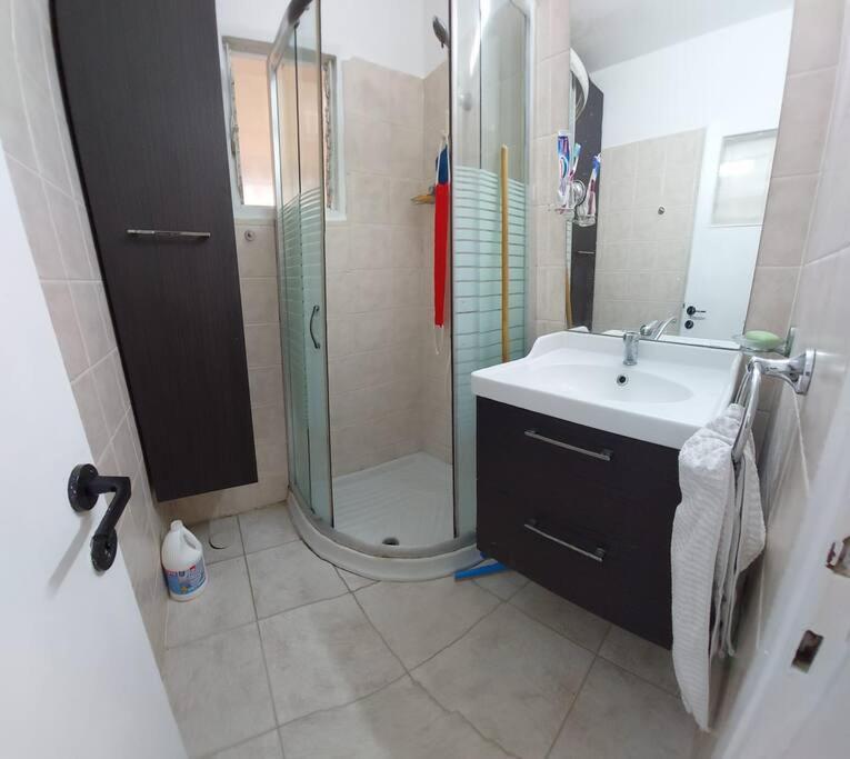 הנביאים 1 נתניה Naveim Apartment エクステリア 写真